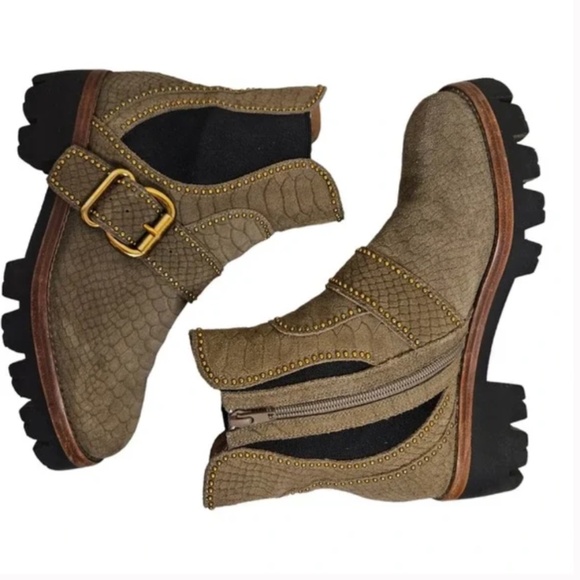 Free People/Jeffrey Campbell  Chunky Heel boots size 7.5 - Picture 3 of 8